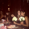 Jamie-Lynn Sigler et ses convives ont dîné au restaurant Nobu lors de son enterrement de vie de jeune fille à Las Vegas / photo postée sur le compte Instagram de Lance Bass.