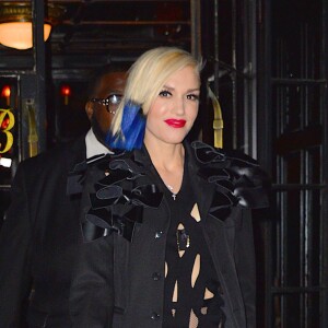 Gwen Stefani, avec une nouvelle couleur de cheveux, à la sortie de son hôtel The Bowery à New York, le 18 octobre 2015