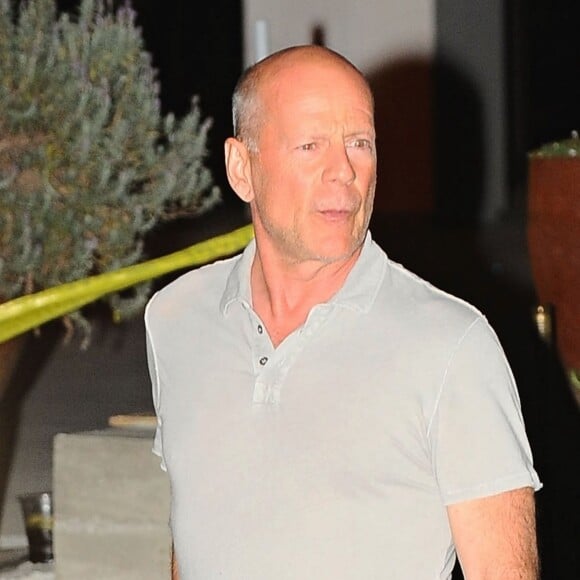 Exclusif - Bruce Willis et sa femme Emma sont allés dîner au restaurant "Baltaire" à Brentwood. Le 27 juillet 2015