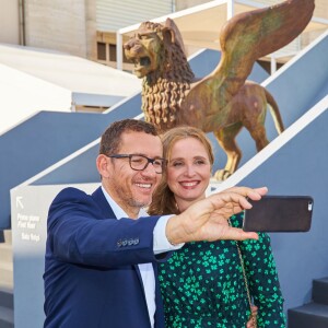 Dany Boon et Julie Delpy - Première du film "Lolo" lors du 72e Festival du Film de Venise, la Mostra. le 3 septembre 2015