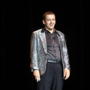 Dany Boon à l'Olympia le 1er décembre 2004.