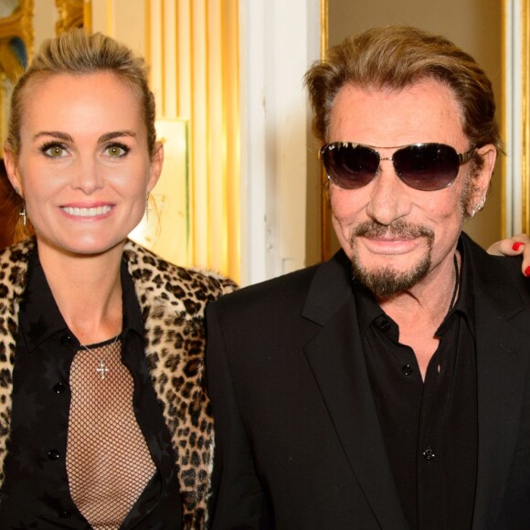 Laeticia Hallyday et Johnny Hallyday - Remise de décoration de Commandeur de l'Ordre des Arts et des Lettres à Harvey Keitel au ministère de la culture à Paris le 13 octobre 2015.