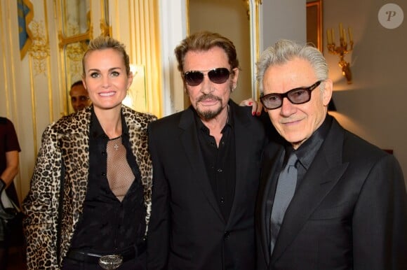 Laeticia Hallyday, Johnny Hallyday et Harvey Keitel - Remise de décoration de Commandeur de l'Ordre des Arts et des Lettres à Harvey Keitel au ministère de la culture à Paris le 13 octobre 2015.