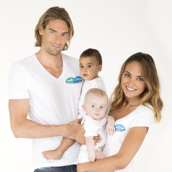 Camille Lacourt et son épouse Valérie Bègue sont partis pour la République Démocratique du Congo en octobre dernier dans le cadre de la campagne 2015 menée par l'Unicef et Pampers contre le tétanos maternel et néonatal