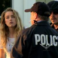 Johnny Depp, blagueur, surprend sa belle Amber Heard en caméra cachée...