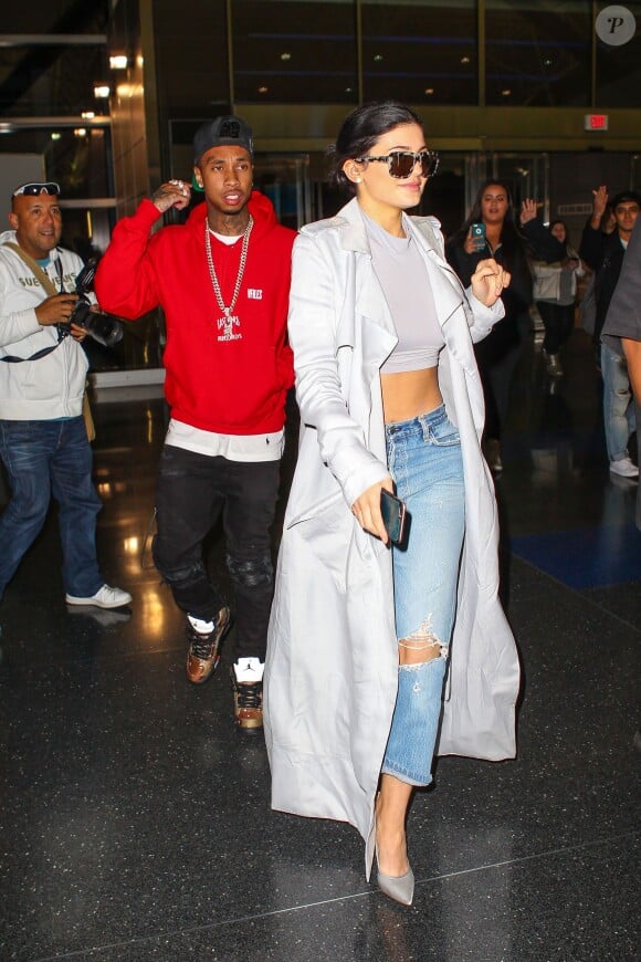 Kylie Jenner et Tyga à l'aéroport JFK à New York, le 29 octobre 2015.