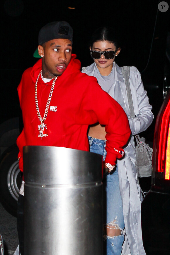 Kylie Jenner et Tyga à l'aéroport JFK à New York, le 29 octobre 2015.