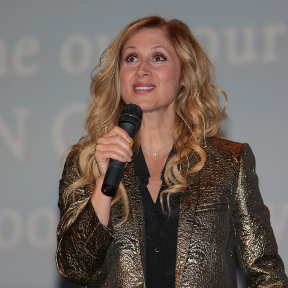 Semi-exclusif - Lara Fabian présente son concert Un soir autour du monde, au Kinepolis de Lommé, près de Lille, le 29 octobre 2015.