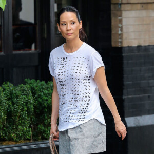 Lucy Liu sur le tournage de la série "Elementary" à New York, le 15 juillet 2014.