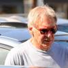Exclusif - Harrison Ford se promène dans les rues de Brentwood, le 3 octobre 2015.