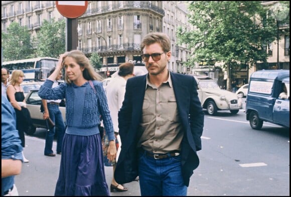 Harrison Ford et Melissa Mathison à Paris en 1980.