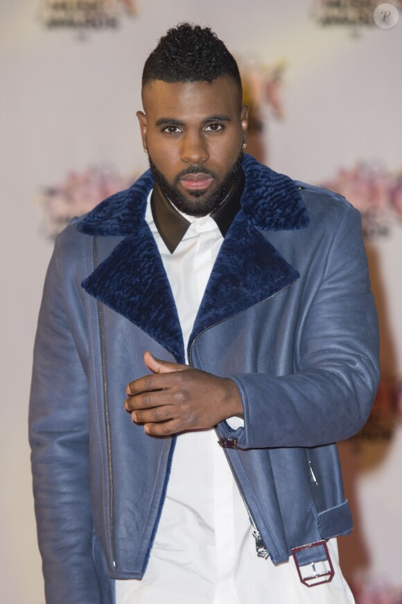 Jason Derulo, à son arrivée à la 17e cérémonie des NRJ Music Awards 2015 au Palais des Festivals à Cannes, le 7 novembre 2015.