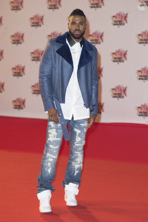 Jason Derulo, à son arrivée à la 17e cérémonie des NRJ Music Awards 2015 au Palais des Festivals à Cannes, le 7 novembre 2015.