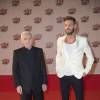 Charles Aznavour et M. Pokora, à leur arrivée à la 17e cérémonie des NRJ Music Awards 2015 au Palais des Festivals à Cannes, le 7 novembre 2015.