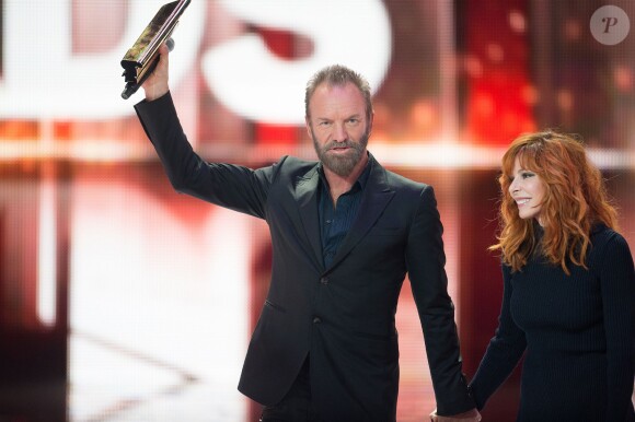 Exclusif - , lors de la 17e cérémonie des NRJ Music Awards 2015 au Palais des Festivals à Cannes, le 7 novembre 2015.