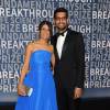 Le PDG de Google, Sundar Pichai et sa femme Anjali Pichai à la 3e cérémonie annuelle des Breakthrough Prize Award au Centre de recherches de la NASA, à Mountain View, le 8 novembre 2015