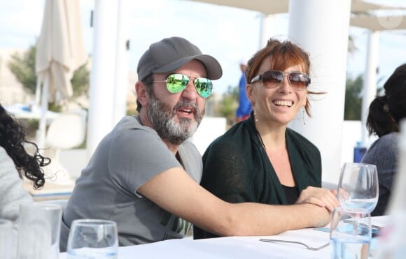 Exclusif - Bruno Solo et sa femme Véronique - Escapade des stars au Radisson Blu Palace Resort & Thalasso à Djerba en Tunisie le 7 novembre 2015.