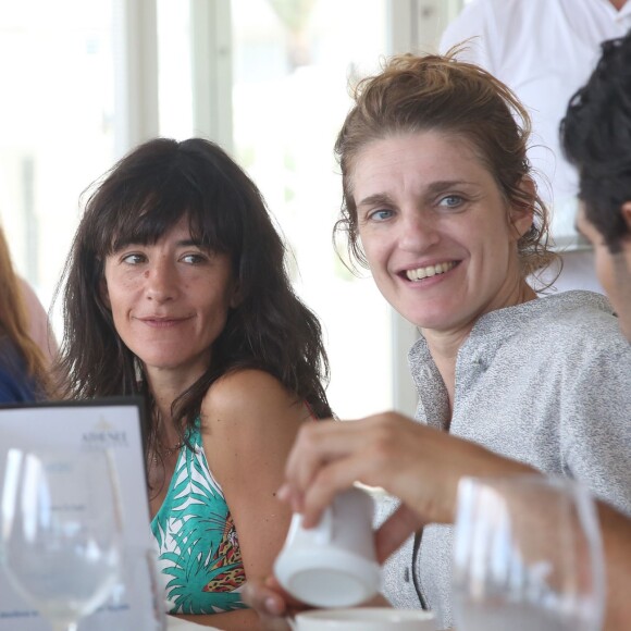 Exclusif - Romane Bohringer, Olivia Côte et Salim Kechiouche - Escapade des stars au Radisson Blu Palace Resort & Thalasso à Djerba en Tunisie le 7 novembre 2015.