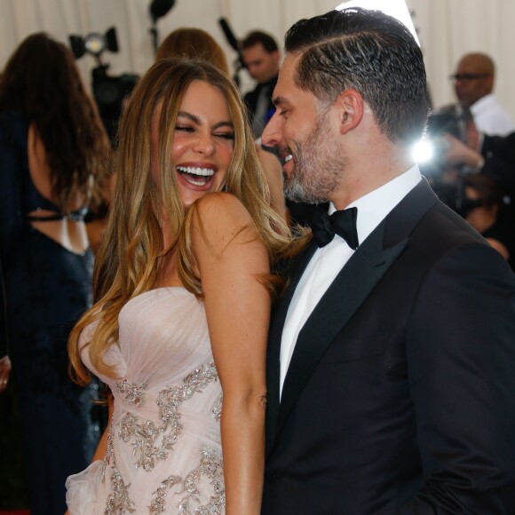 Sofia Vergara et son fiancé Joe Manganiello - Soirée Costume Institute Gala 2015 (Met Ball) au Metropolitan Museum célébrant l'ouverture de Chine: à travers le miroir à New York, le 4 mai 2015