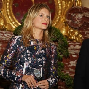 Exclusif - Mélanie Laurent - Dîner de Gala pour la Fondation Akuo au Grand Hotel InterContinental à Paris, le 19 novembre 2015. Ce dîner a été précédé de la projection du documentaire "Demain" de Mélanie Laurent et Cyril Dion en avant-première privée, film pour lequel la Fondation Akuo avait collecté des fonds.