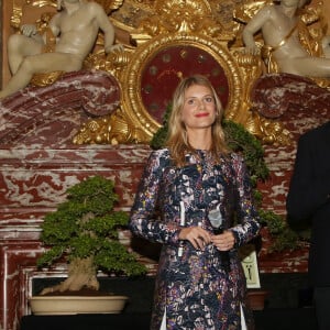 Exclusif - Mélanie Laurent - Dîner de Gala pour la Fondation Akuo au Grand Hotel InterContinental à Paris, le 19 novembre 2015. Ce dîner a été précédé de la projection du documentaire "Demain" de Mélanie Laurent et Cyril Dion en avant-première privée, film pour lequel la Fondation Akuo avait collecté des fonds.