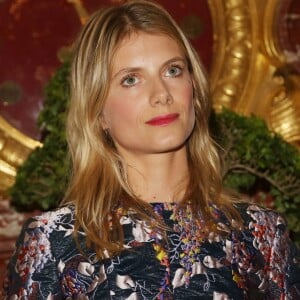 Exclusif - Mélanie Laurent - Dîner de Gala pour la Fondation Akuo au Grand Hotel InterContinental à Paris, le 19 novembre 2015. Ce dîner a été précédé de la projection du documentaire "Demain" de Mélanie Laurent et Cyril Dion en avant-première privée, film pour lequel la Fondation Akuo avait collecté des fonds.