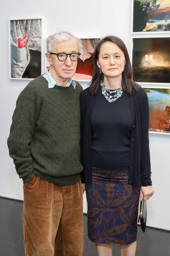 Woody Allen et Soon-Yi Previn - Vernissage de l'exposition Linda McCartney et Mary McCartney: Mother Daughter à la galerie Gagosian, le 20 novembre 2015.