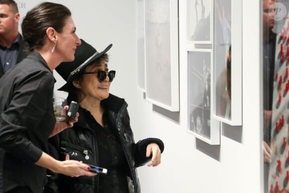 Mary McCartney et Yoko Ono - Vernissage de l'exposition Linda McCartney et Mary McCartney: Mother Daughter à la galerie Gagosian, le 20 novembre 2015.
