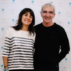 Estelle Denis et Raymond Domenech - Goûter organisé par le chef pâtissier Christophe Michalak et le Plaza Athénée en faveur de l'Etoile de Martin, le 21 novembre 2015.