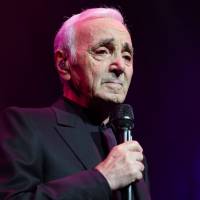Charles Aznavour : Malade, la star de 91 ans annule deux concerts
