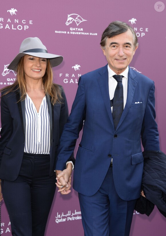 Philippe Douste-Blazy et sa compagne Marie-Laure Bec - Photocall du 94ème Qatar Prix de l'Arc de Triomphe à l'Hippodrome de Longchamp à Paris, le 4 octobre 2015.