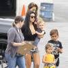 Kourtney Kardashian emmène ses enfants Penelope, Mason et Reign Aston faire du karting à Burbank. Le 16 octobre 2015