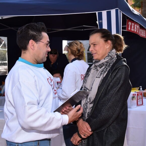 La princesse Stéphanie de Monaco a accompagné le lancement de l'opération de dépistage du VIH Test in the City sur la promenade Honoré II devant le centre commercial de Fontvieille à Monaco le 25 novembre 2015. © Bruno Bebert / BestImage