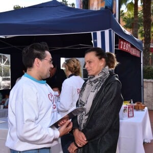 La princesse Stéphanie de Monaco a accompagné le lancement de l'opération de dépistage du VIH Test in the City sur la promenade Honoré II devant le centre commercial de Fontvieille à Monaco le 25 novembre 2015. © Bruno Bebert / BestImage