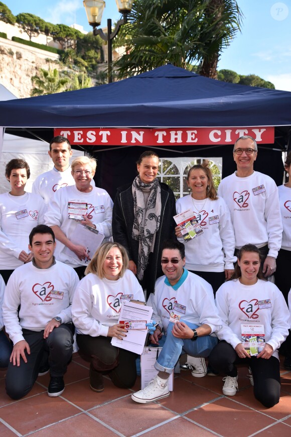 La princesse Stéphanie de Monaco a accompagné le lancement de l'opération de dépistage du VIH Test in the City sur la promenade Honoré II devant le centre commercial de Fontvieille à Monaco le 25 novembre 2015. © Bruno Bebert / BestImage