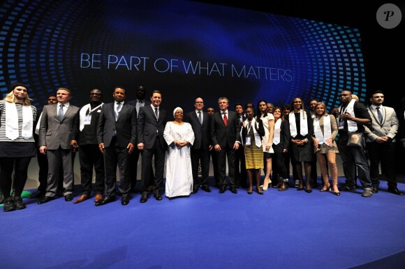 Aminata Maiga Keita, la première dame du Mali, et le prince Albert II de Monaco participaient à la cérémonie d'ouverture du forum international "Peace and Sport" au Grimaldi Forum à Monaco le 25 novembre 2015. © Bruno Bebert / Bestimage