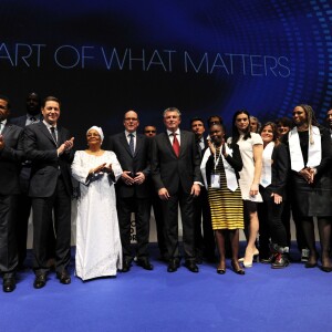 Aminata Maiga Keita, la première dame du Mali, et le prince Albert II de Monaco participaient à la cérémonie d'ouverture du forum international "Peace and Sport" au Grimaldi Forum à Monaco le 25 novembre 2015. © Bruno Bebert / Bestimage