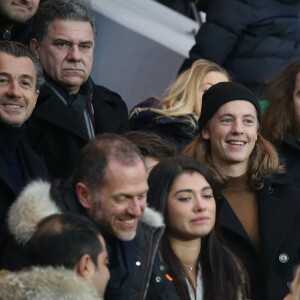 François Sarkozy et son neveu Pierre Sarkozy - Personnalités lors du match de football Paris Saint-Germain (PSG) -Troyes au Parc des Princes à Paris, le 28 novembre 2015.