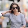 Katie Holmes gets caught in the wind as she goes for a stroll in New York City, NY, USA on July 14, 2015. The actress flashed a gold ring on her wedding finger as she walked and checked her cell phone messages. Katie is also rumored to be romancing Jamie Foxx. Photo by MachettePix/Startraks/ABACAPRESS.COM15/07/2015 - New York City