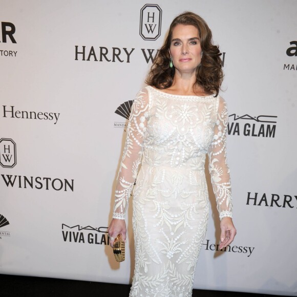 Brooke Shields - Gala AmfAR 2015 au Cipriani Wall Street à New York. Le 11 février 2015.  Celebrities at the 2015 amfAR New York Gala at Cipriani Wall Street in New York City, New York on February 11, 2015.11/02/2015 - New York