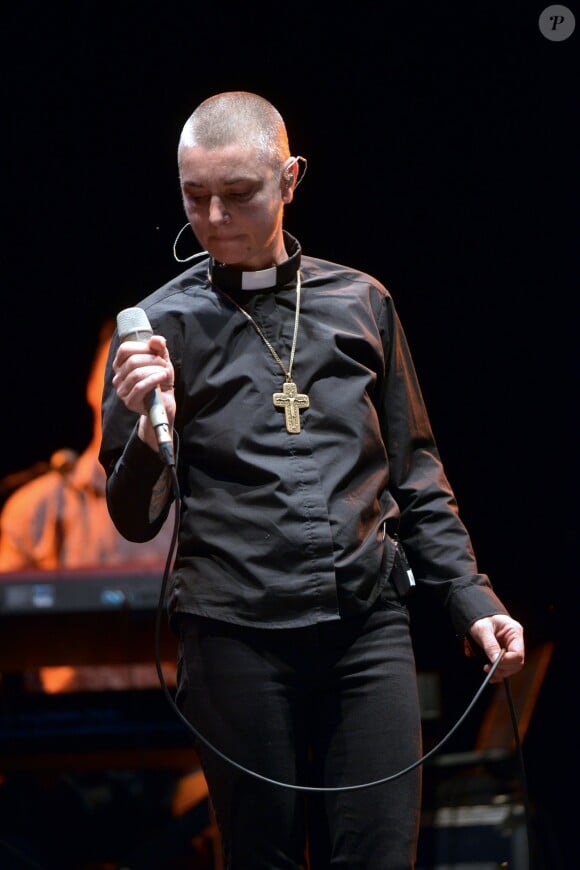 Sinead O'Connor en concert lors du festival de musique Arconati à Milan, le 2 juillet 2013