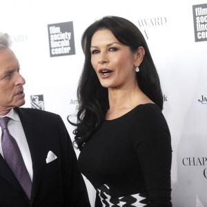 Michael Douglas et Catherine Zeta-Jones lors de la 41e soirée des "Chaplin Gala Awards" à New York, le 28 avril 2014.