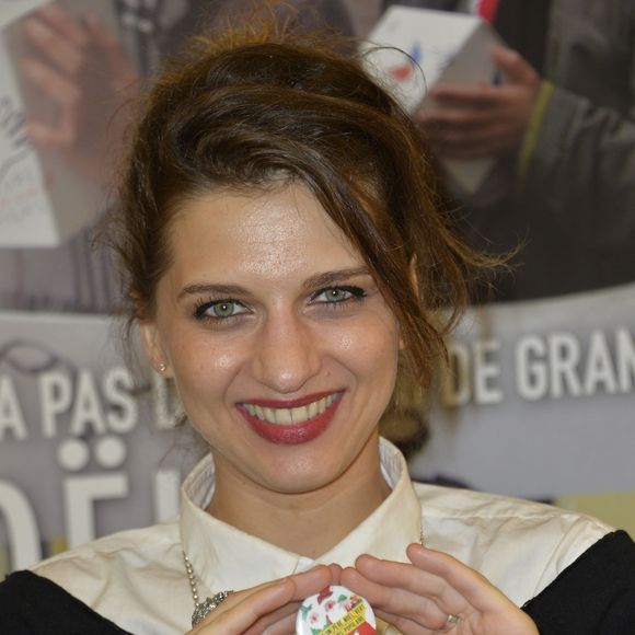 Amandine Bourgeois - Lancement de la campagne des Pères Noël verts par le Secours Populaire à la maison de la Radio à Paris, le 7 décembre 2015. © Veeren/Bestimage