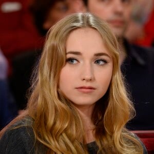 Chloé Jouannet (fille d' Alexandra Lamy) - Enregistrement de l'émission "Vivement Dimanche" à Paris le 19 mars 2014.