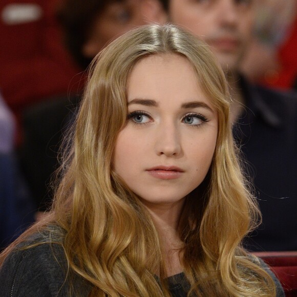 Chloé Jouannet (fille d' Alexandra Lamy) - Enregistrement de l'émission "Vivement Dimanche" à Paris le 19 mars 2014.