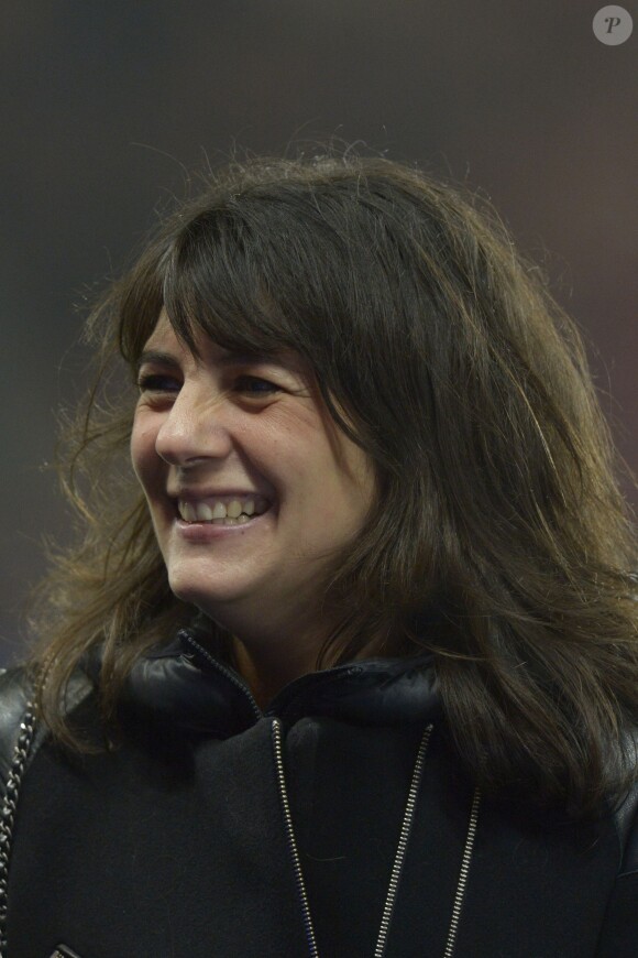 Estelle Denis lors du match de Ligue 1 PSG-Lyon lors de la 18e journée au Parc des Princes à Paris, le 13 décembre 2015.