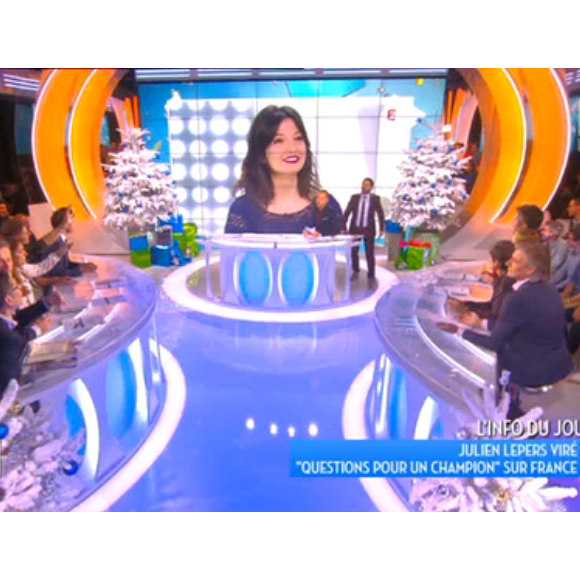 Thierry Moreau révèle le casting 100% féminin pour remplacer Julien Lepers dans Questions pour un champion, dans TPMP, sur D8, le 14/12/15