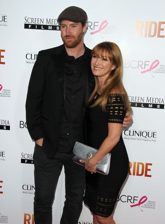 Jane Seymour et son fils Sean Flynn - Avant-première du film "Ride" à Hollywood, le 28 avril 2015.