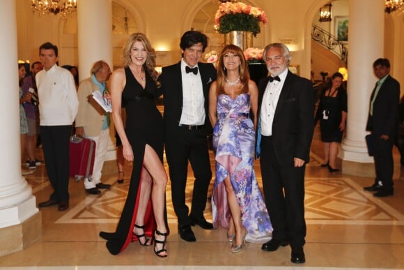 Exclusif - Michael Damian et sa femme Janeen et Jane Seymour et son compagnon - People au Carlton - 68 ème Festival du film de Cannes le 13 mai 2015