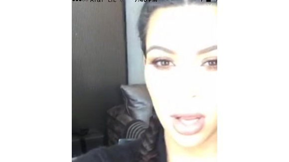 Kim Kardashian, première apparition depuis bébé : "Mes seins ont l'air énormes"
